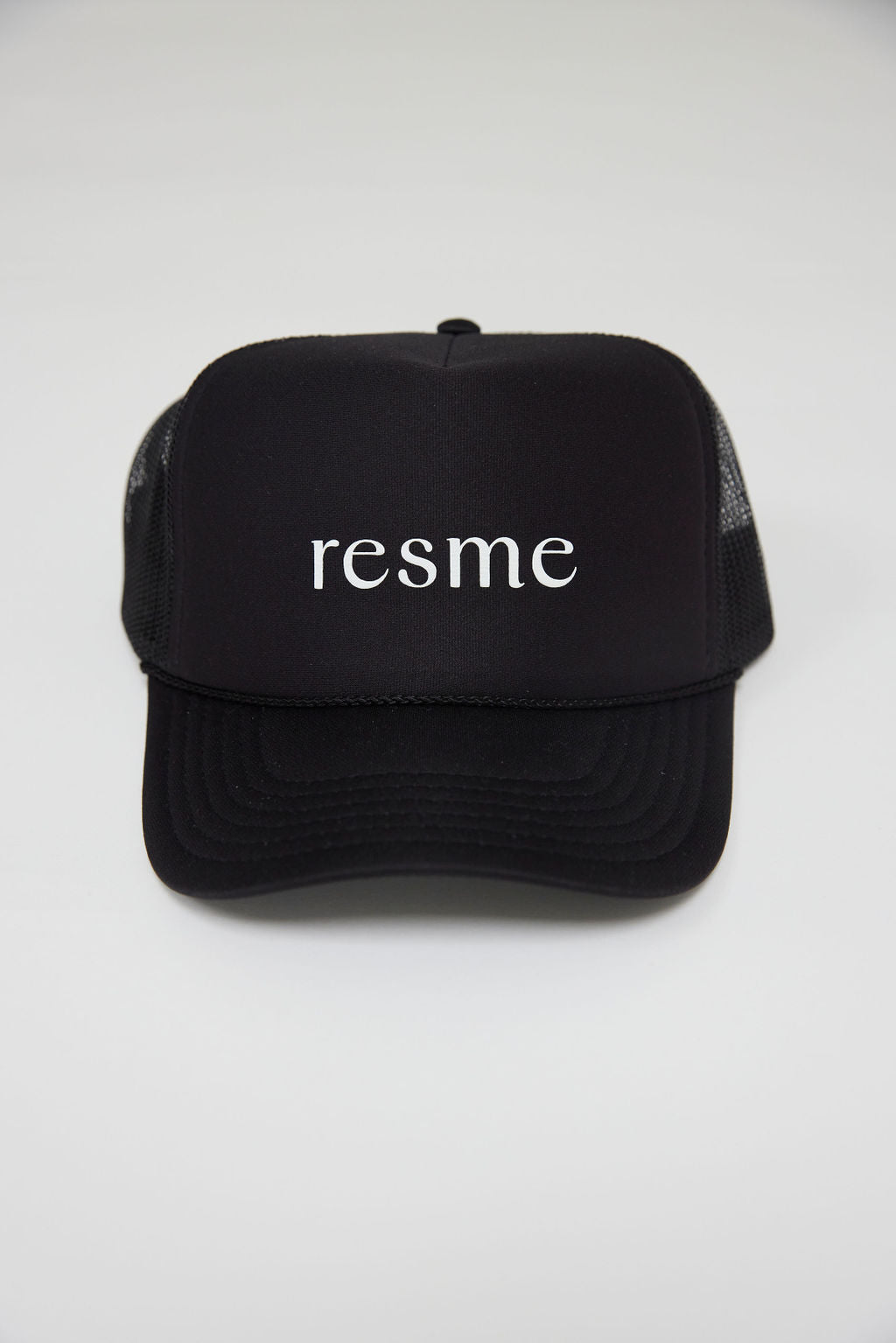Resme Trucker Hat in Black